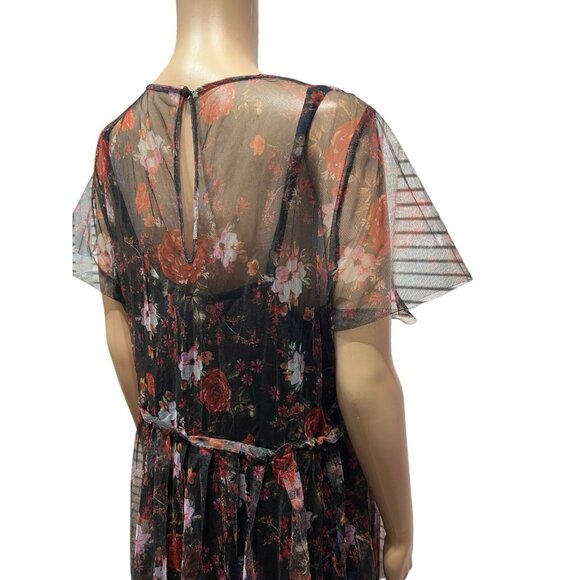 Torrid 2 Knee Dress Plus Size 2X Black Floral Mesh Skater Lace Hollyday Chrismas - Picture 7 of 14